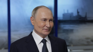 Putin sugere 'administra&ccedil;&atilde;o transit&oacute;ria' na Ucr&acirc;nia sob tutela da ONU