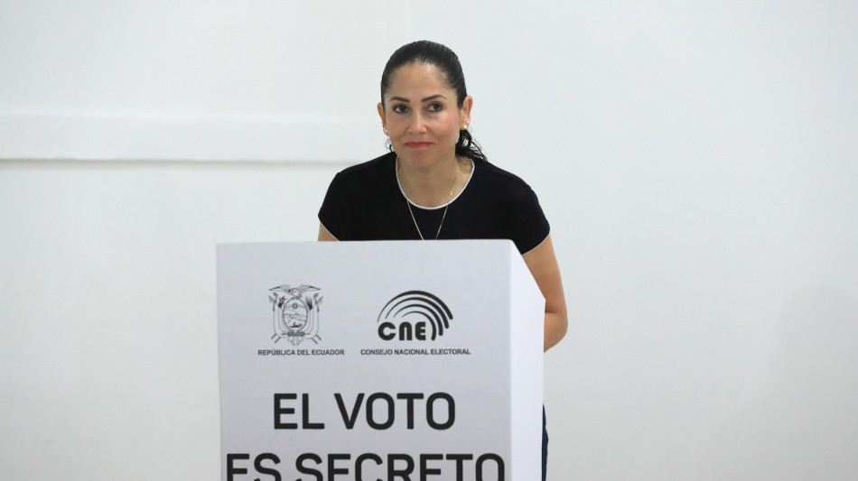 Elezioni in Ecuador, Gonz&aacute;lez insiste su presunte 'irregolarit&agrave;'