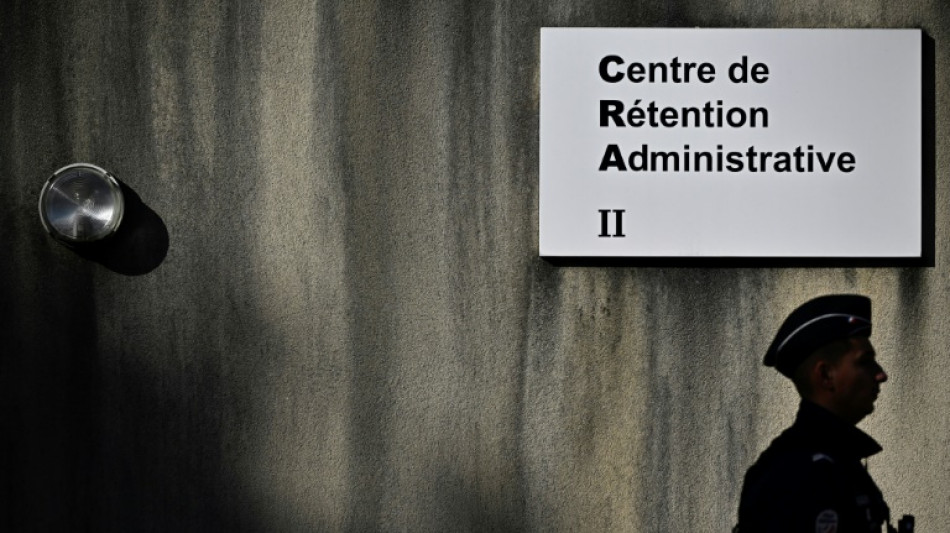 Franz&ouml;sische Regierung k&uuml;ndigt f&uuml;r Anfang 2025 versch&auml;rftes Einwanderungsgesetz an