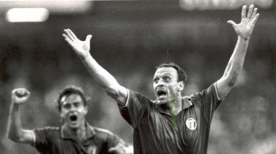 ++ Si aggravano condizioni dell'ex calciatore Tot&ograve; Schillaci ++