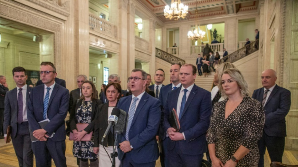Irlanda del Norte intenta vencer el bloqueo pol&iacute;tico para evitar elecciones