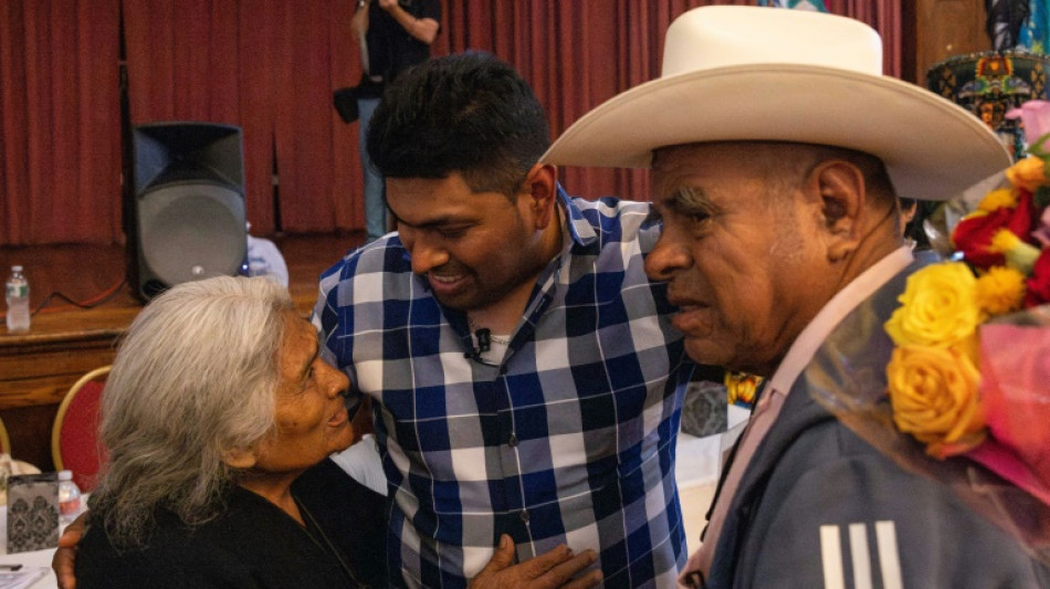 'N&atilde;o mudou muito', o reencontro de familiares mexicanos nos EUA 