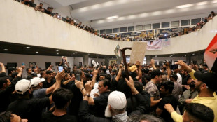 Sadr-Anh&auml;nger halten irakisches Parlament besetzt