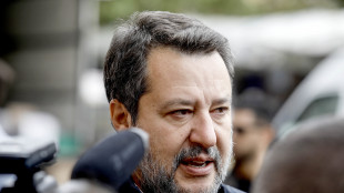 Salvini al federale Lega, libert&agrave; di coscienza sul fine vita