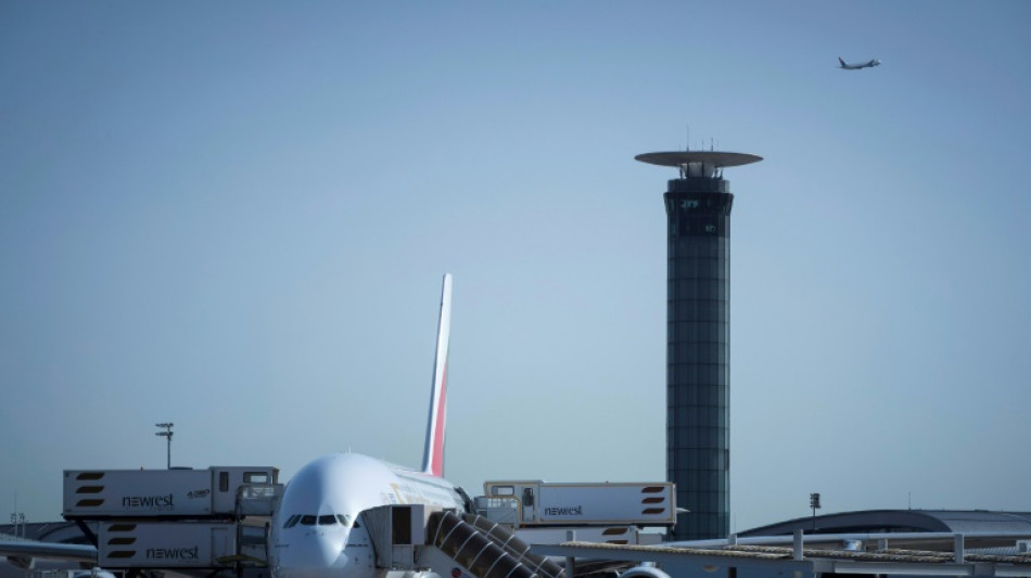 Menace de gr&egrave;ve dans les a&eacute;roports parisiens &agrave; l'approche des JO