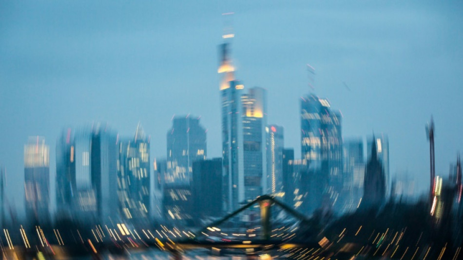 Umfrage: Stimmung bei den Banken positiv - Ausblick getr&uuml;bt