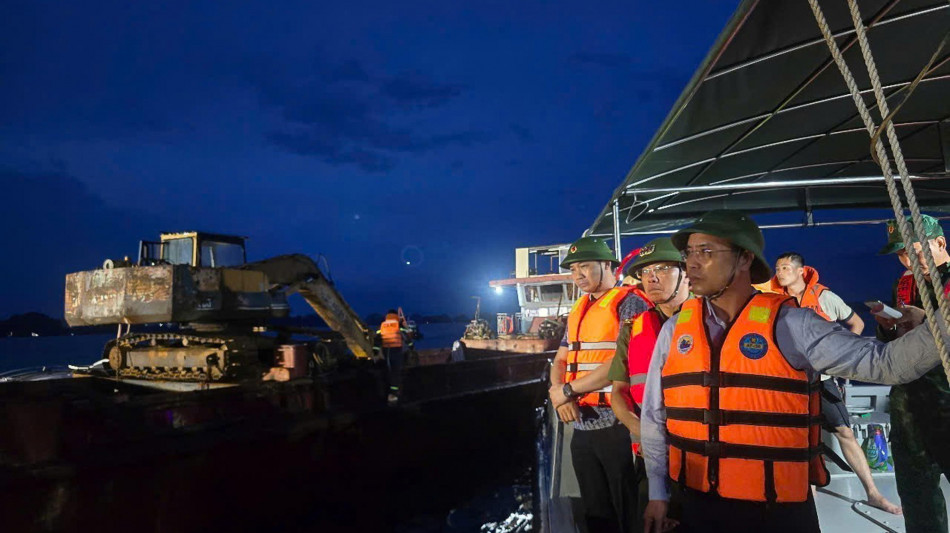 Naufraga un battello turistico in Vietnam, 'i morti sono 28'