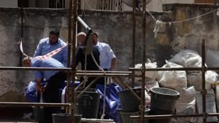 Lavoravano 'in nero' due dei tre operai morti a Napoli