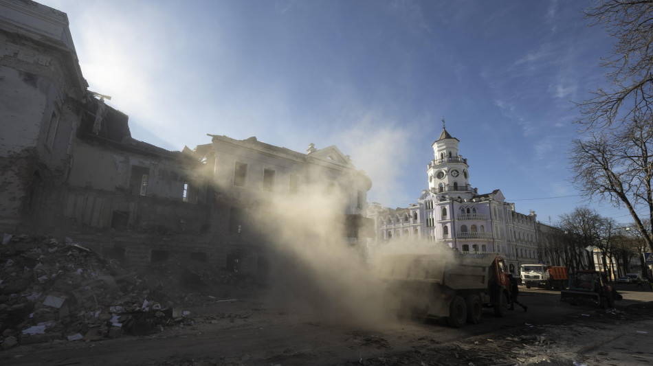 Raid russi sulla regione ucraina di Sumy, almeno 3 morti