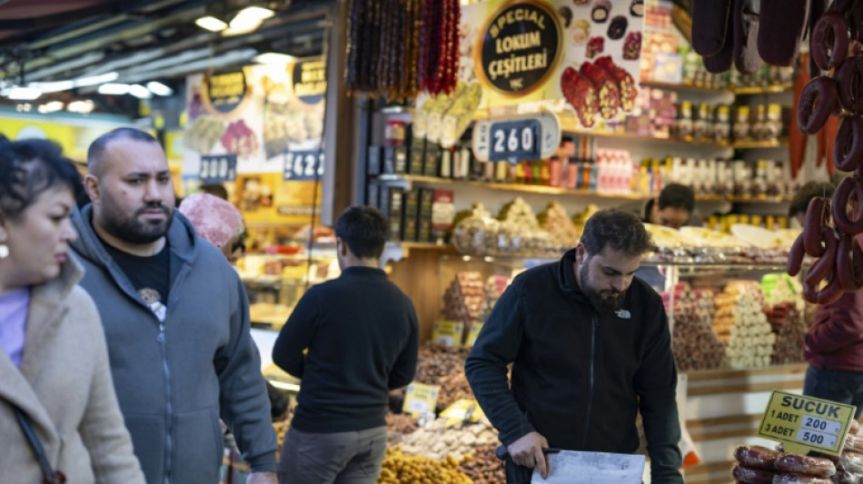 T&uuml;rkische Zentralbank l&auml;sst Leitzins unver&auml;ndert bei 50 Prozent 