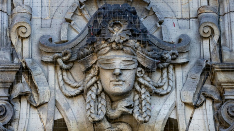 Bewährungsstrafe für Vergewaltigung von behinderter Frau in Nordrhein-Westfalen