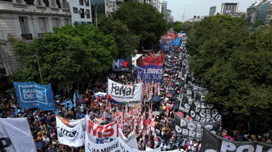 M&uacute;ltiples marchas en Argentina en reclamo de asistencia alimentaria