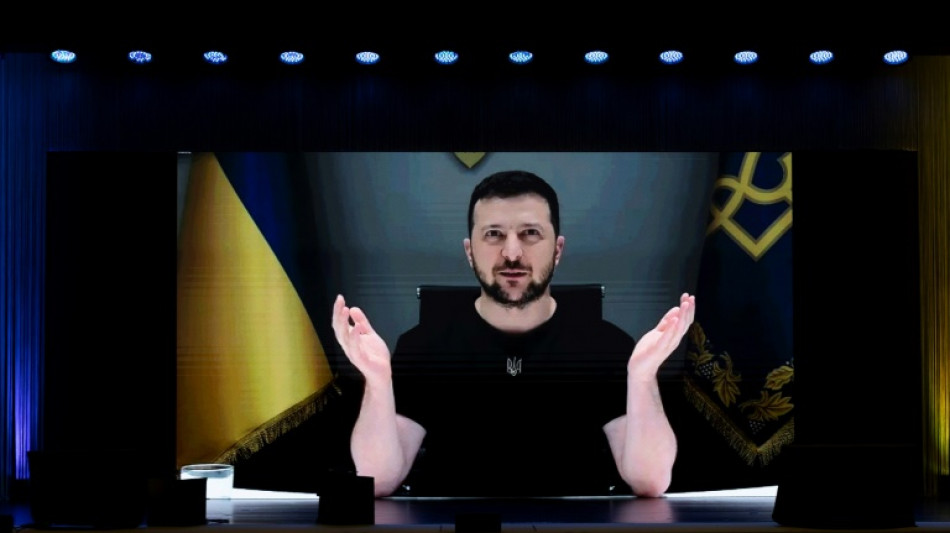 Flammender Appell Selenskyjs f&uuml;r Wiederaufbau der Ukraine