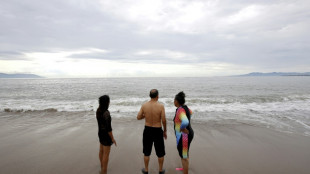 La costa del Pac&iacute;fico de M&eacute;xico se prepara para la llegada del hurac&aacute;n Lidia