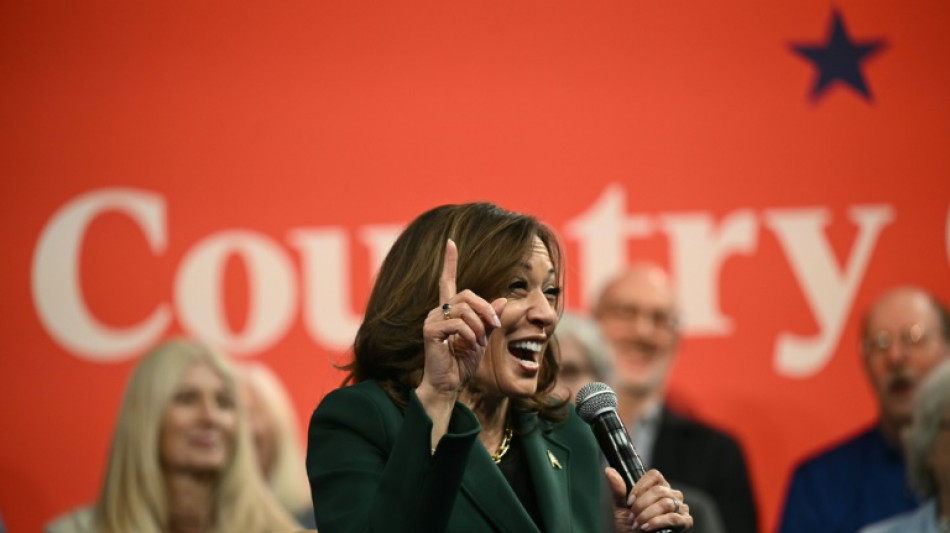 Kamala e Trump visitam estados-chave em meio a pol&ecirc;mica por supostos elogios dele a Hitler