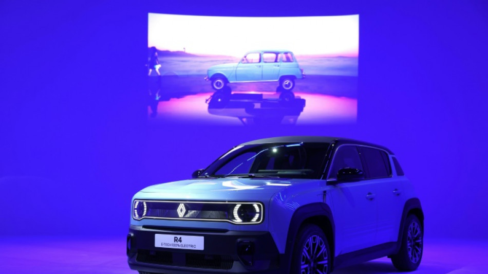 Renault relance sa 4L en version &eacute;lectrique