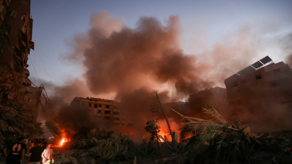 Novos bombardeios israelenses no L&iacute;bano deixam quase 50 mortos