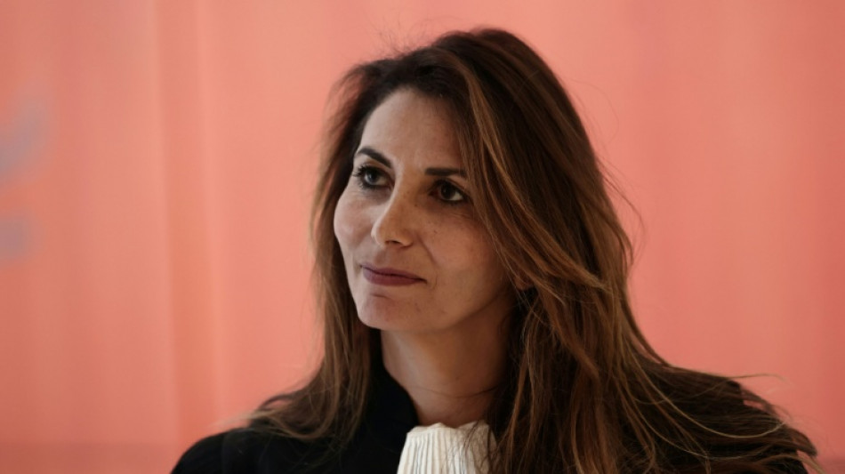 Depardieu retira una denuncia contra un reportaje que aceler&oacute; su ca&iacute;da en Francia