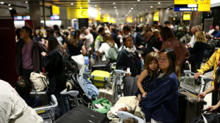 Royaume-Uni: plus de 2.000 vols annul&eacute;s depuis mardi, trafic toujours perturb&eacute;
