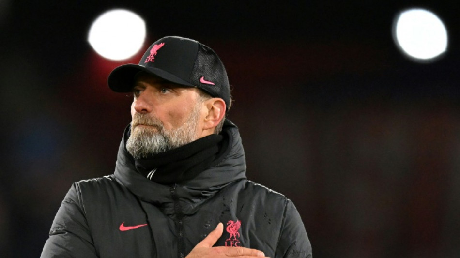 Klopp says 'results machine' Man Utd are in Premier League title race