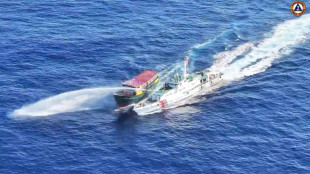Filipinas acusa a China de incidentes mar&iacute;timas que hirieron a cuatro tripulantes