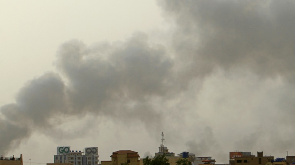 En medio de la guerra de Sud&aacute;n, voluntarios convierten escuelas en hospitales