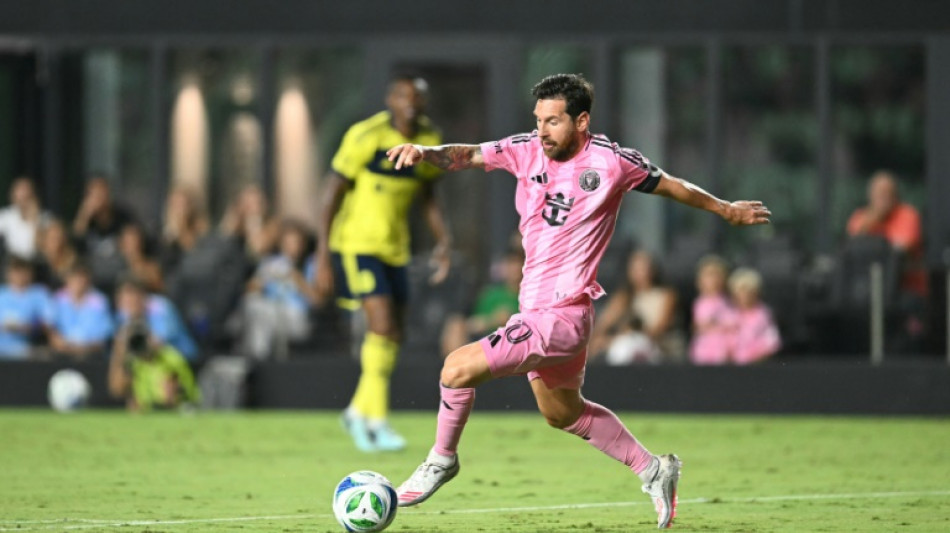 Messi e Jordi Alba são suspensos por um jogo por ausência no All-Star Game da MLS