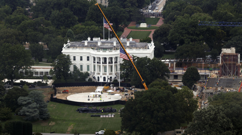 Corte Suprema, lavori alla sala da ballo possono continuare. Vittoria per Trump