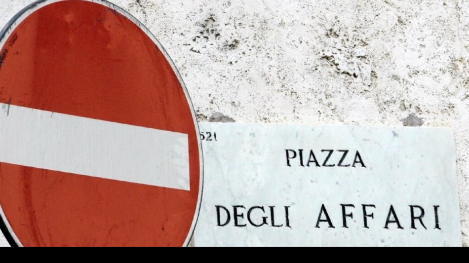 ++ Borsa: Milano -7,2%, a met&agrave; seduta in fumo 61 miliardi ++