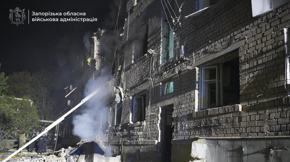 Kiev, attacco russo a istituto penitenziario, 16 morti