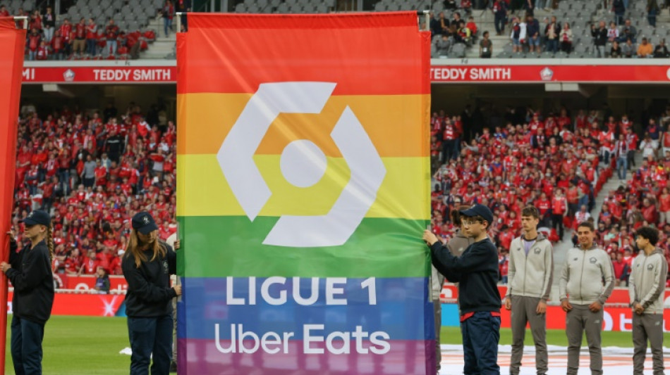 L1: Strap sur le logo contre l'homophobie: Oud&eacute;a-Castera r&eacute;clame "des sanctions"