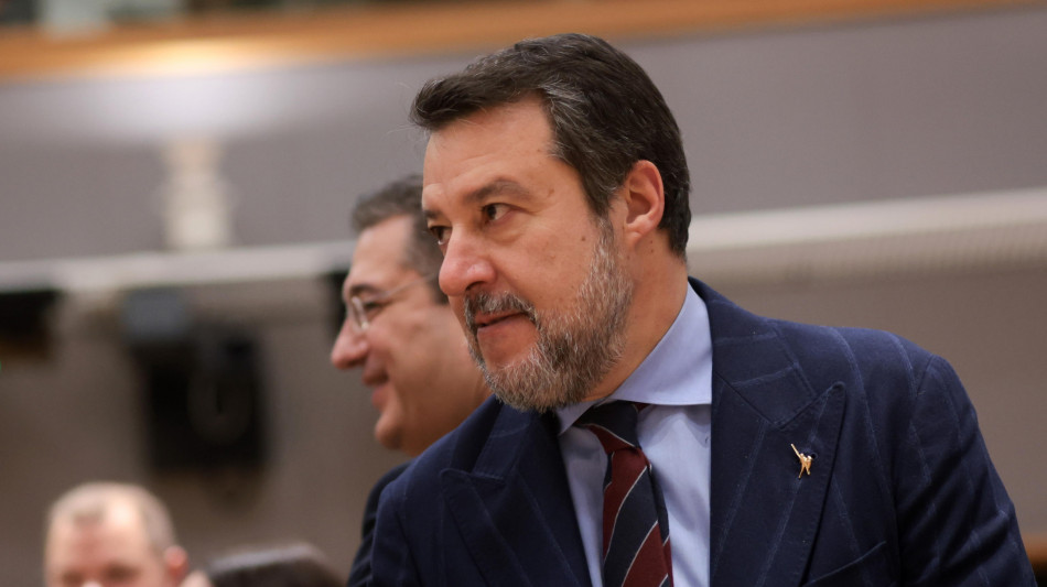 Salvini,basta divieti trasferta ai tifosi, salvo per delinquenti