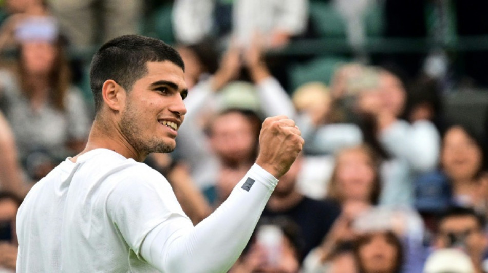 Tennis: Alcaraz s'en sort et rejoint Musetti en finale &agrave; Hambourg