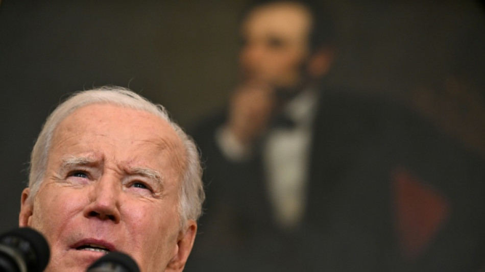 EUA entrega armas e muni&ccedil;&otilde;es e refor&ccedil;a presen&ccedil;a militar em Israel