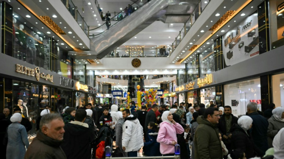Ru&eacute;e sur le shopping dans l'ancien fief rebelle de Syrie