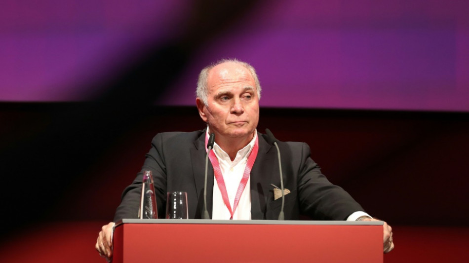 Hoene&szlig;: Basketballer "bestes Beispiel" f&uuml;r die Fu&szlig;baller