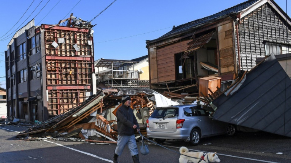 Japon: l'espoir de retrouver des survivants s'amenuise trois jours apr&egrave;s le s&eacute;isme