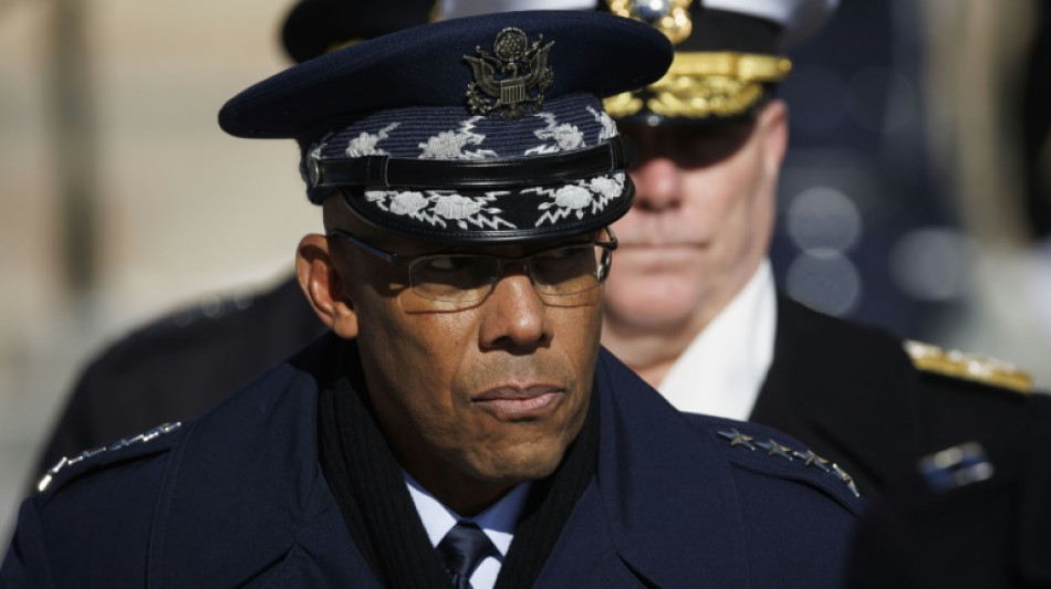 Trump anuncia el reemplazo del jefe del Ej&eacute;rcito de EEUU