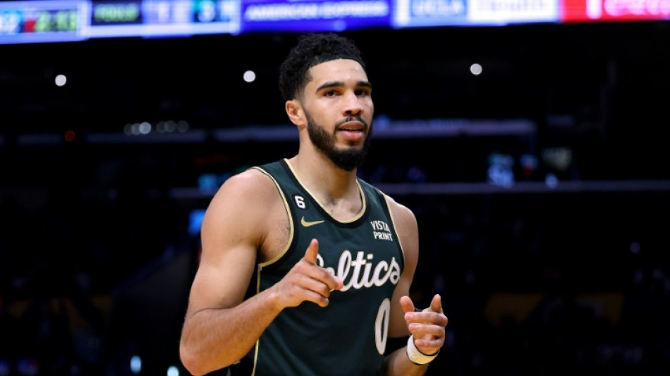 NBA: fin de s&eacute;rie pour la Nouvelle-Orl&eacute;ans, r&eacute;action de Boston 