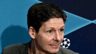 Eintracht's Glasner focussing on Napoli comeback despite away fan ban