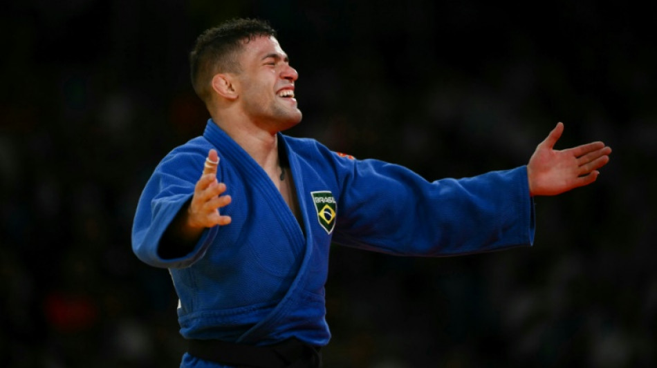 Willian Lima vai &agrave; final do jud&ocirc; e garante primeira medalha do Brasil nos Jogos