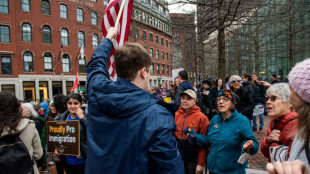 Trump sugiere que eliminar&aacute; las "ciudades santuario" para migrantes en EEUU