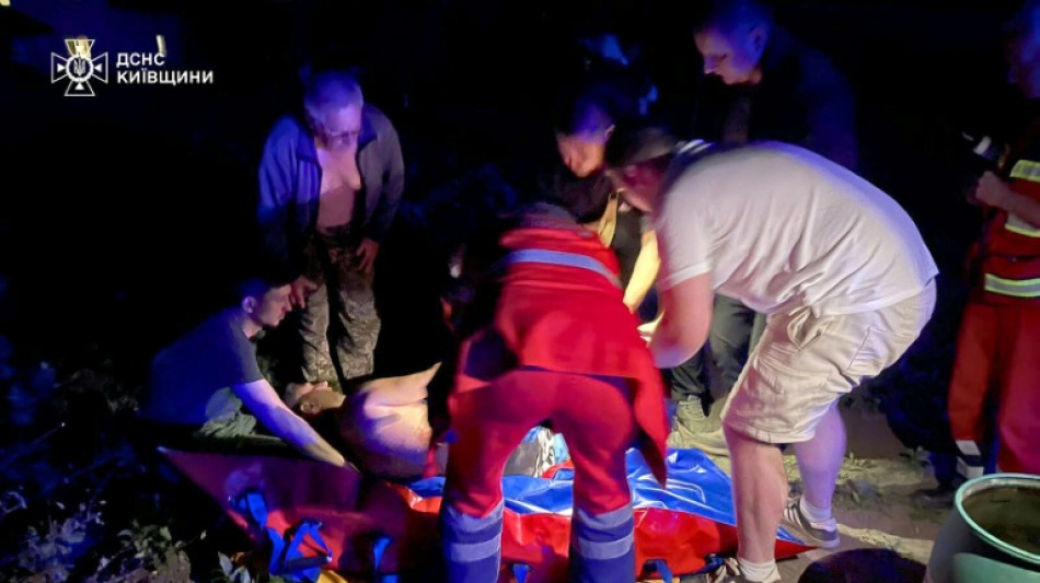 Ukraine meldet massive russische Angriffe auf Kiew - Selenskyj fordert neue Sanktionen  