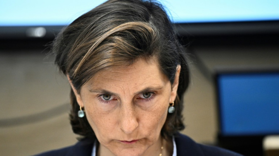 Les JO de Paris aspir&eacute;s par la crise politique en France 