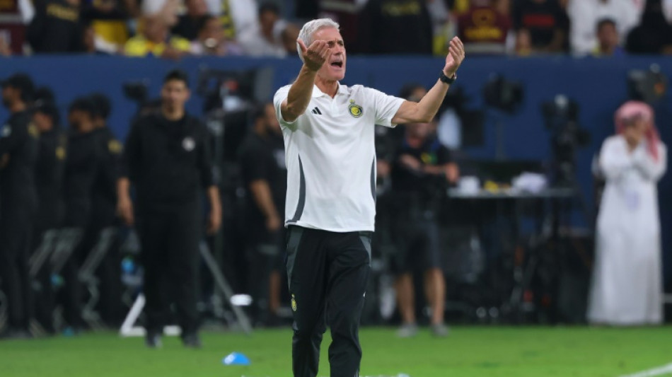 Ex-Botafogo, t&eacute;cnico portugu&ecirc;s Lu&iacute;s Castro &eacute; demitido do Al-Nassr