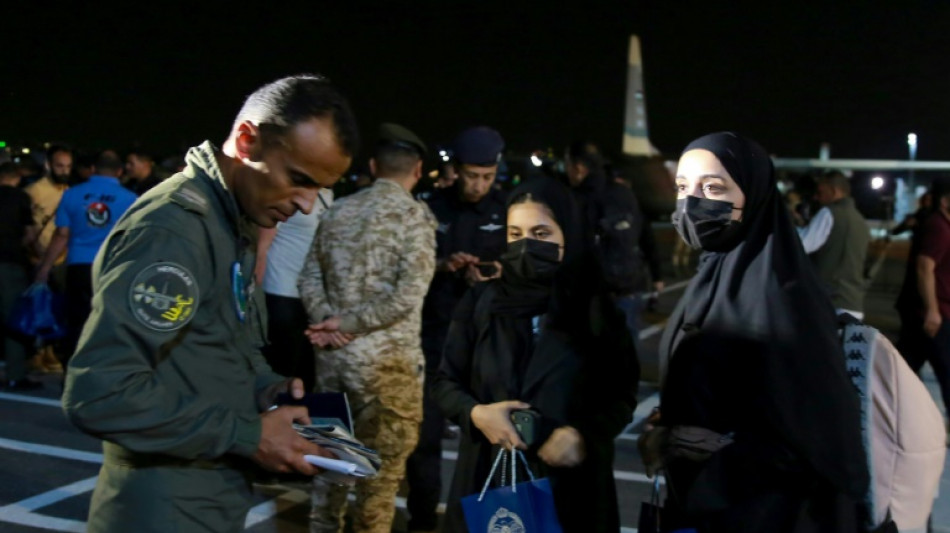 Erste Maschine von Evakuierungsaktion aus Sudan in Berlin gelandet