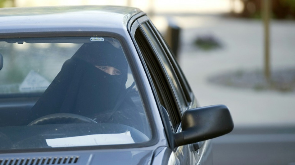 Keine Ausnahme bei Verh&uuml;llungsverbot in Stra&szlig;enverkehr f&uuml;r Gesichtsschleier