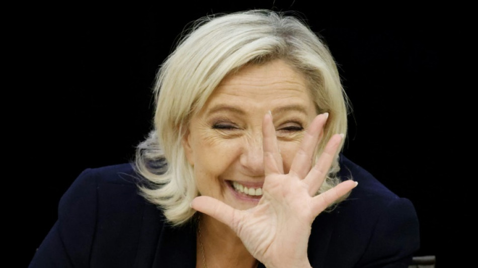 Justicia francesa juzga a l&iacute;der ultraderechista Le Pen por malversaci&oacute;n de fondos europeos