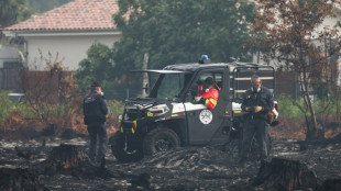 El incendio cerca de Burdeos deja al descubierto proyectiles de la Segunda Guerra Mundial