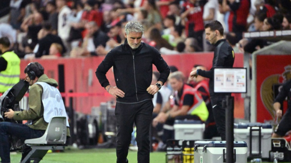 Ligue 1: Dall'Oglio a "honte" et est "en col&egrave;re" apr&egrave;s l'humiliation deS Verts &agrave; Nice